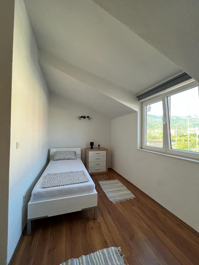 Apartments Majic Каштела Екстер'єр фото