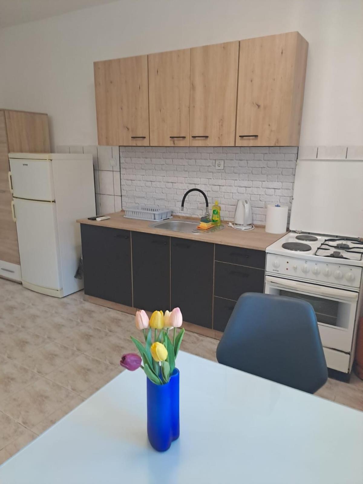 Apartments Majic Каштела Екстер'єр фото