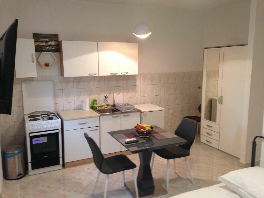 Apartments Majic Каштела Екстер'єр фото